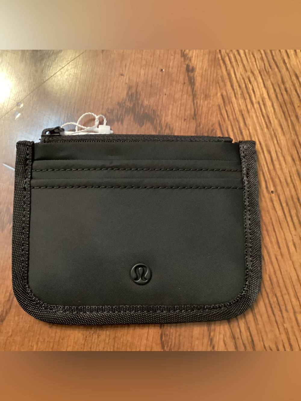 Lululemon card holder BNWT Unisex